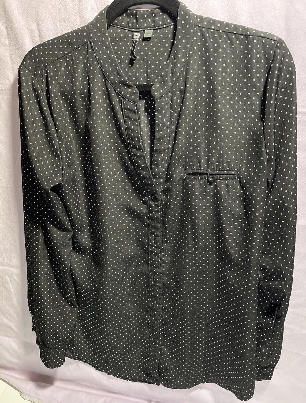Kut From the Kloth Women’s Black/ White Polka Dot Shirt with Roll Tab Sleeve Sm